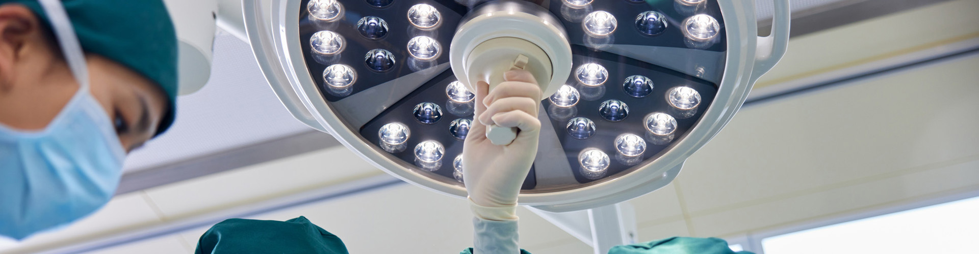 油壓機廠家車間情景