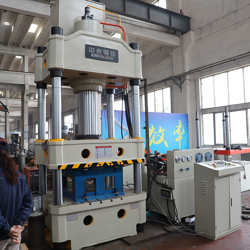 315噸玻璃鋼樹脂復(fù)合井蓋熱壓成型液壓機(jī)(圖5)