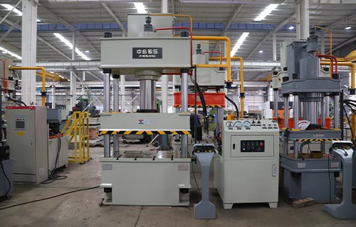 200噸液壓機(jī)哪家好？滕州液壓機(jī)哪個(gè)廠家好？