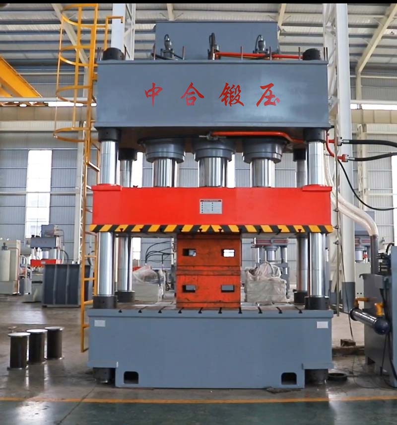 1500噸三梁四柱液壓機的參數(shù)、價格(圖1)