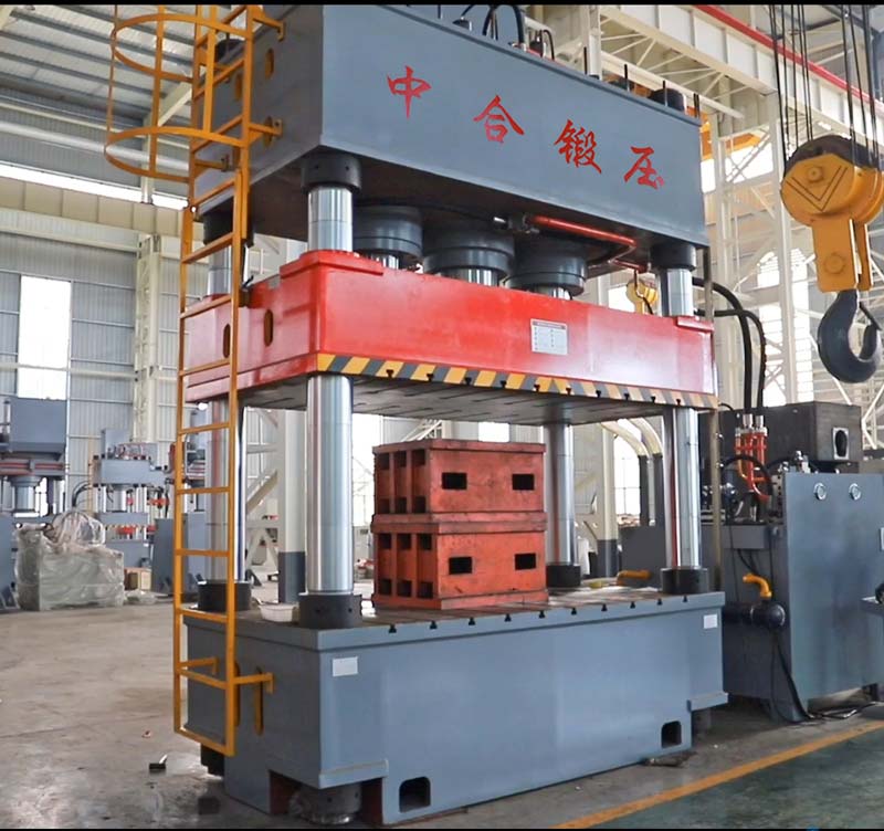 1500噸三梁四柱液壓機的參數(shù)、價格(圖2)